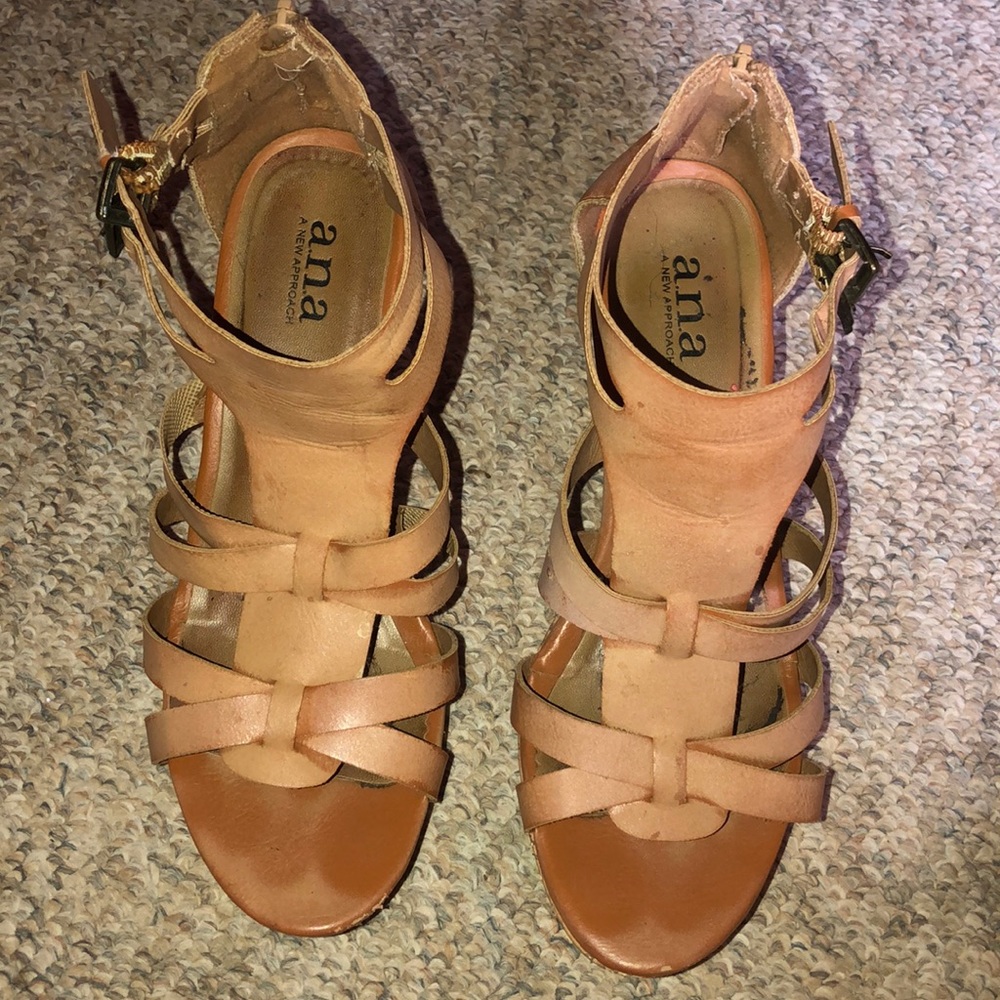 A.N.A tan wedges
